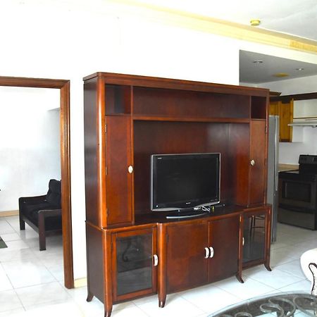 Embassy Deluxe Apartment Kingston Kültér fotó