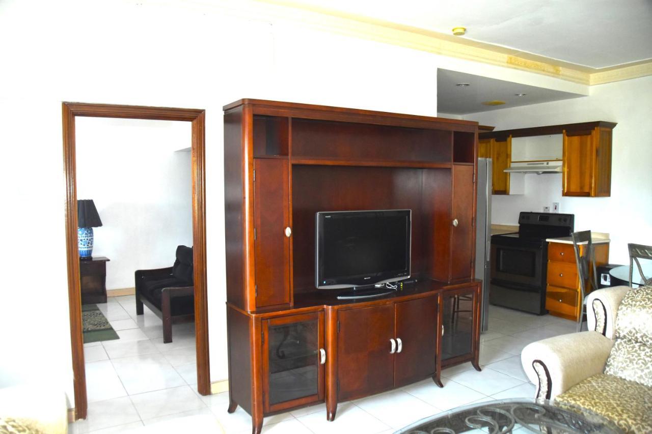Embassy Deluxe Apartment Kingston Kültér fotó